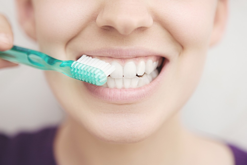 Comment se brosser les dents de la meilleure façon ?