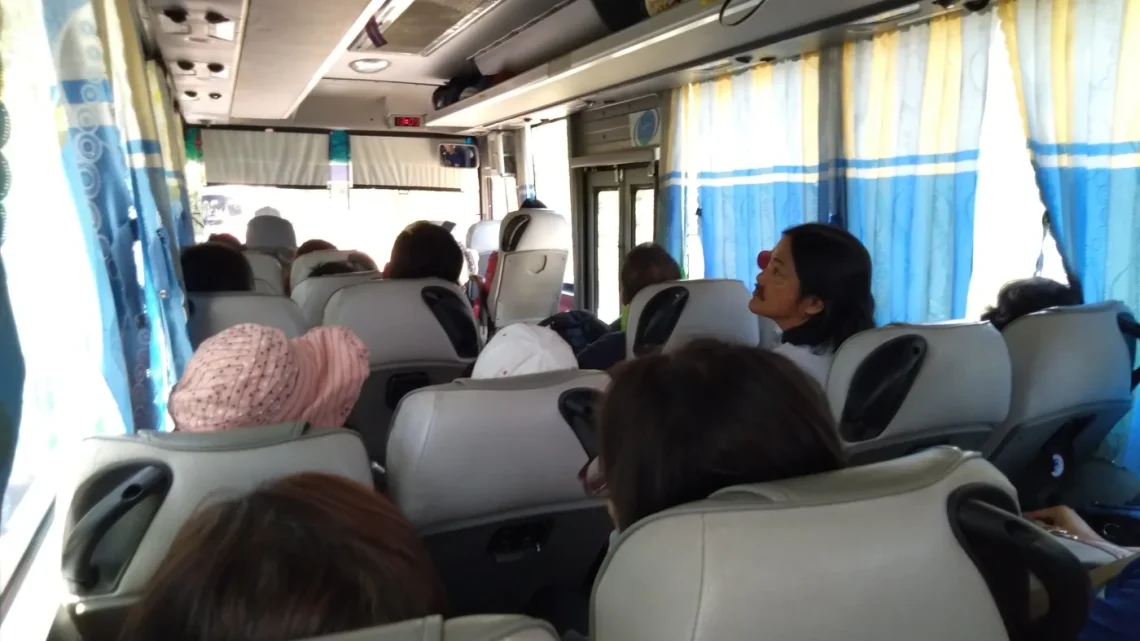 Comment réserver un billet de TRAIN + BUS au Vietnam [2023]